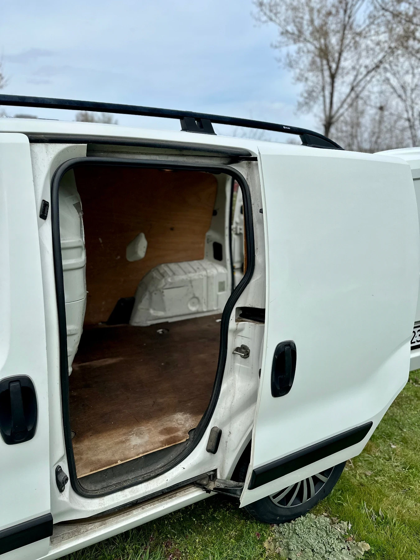 Peugeot Bipper, снимка 7 - Автомобили и джипове - 54338722