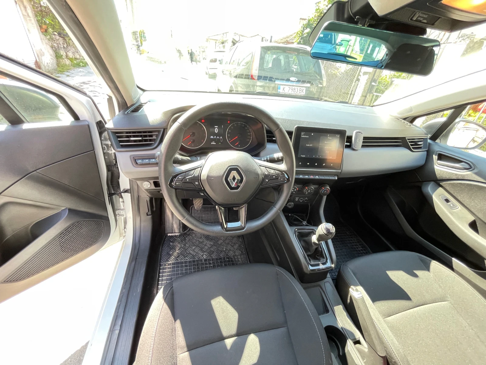 Renault Clio 1.0 Tce LPG, снимка 4 - Автомобили и джипове - 54478641