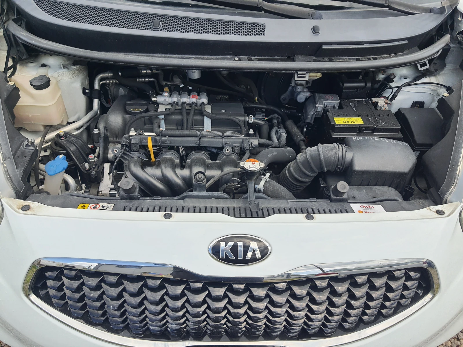 Kia Venga 1.4i LPG, снимка 14 - Автомобили и джипове - 54573084