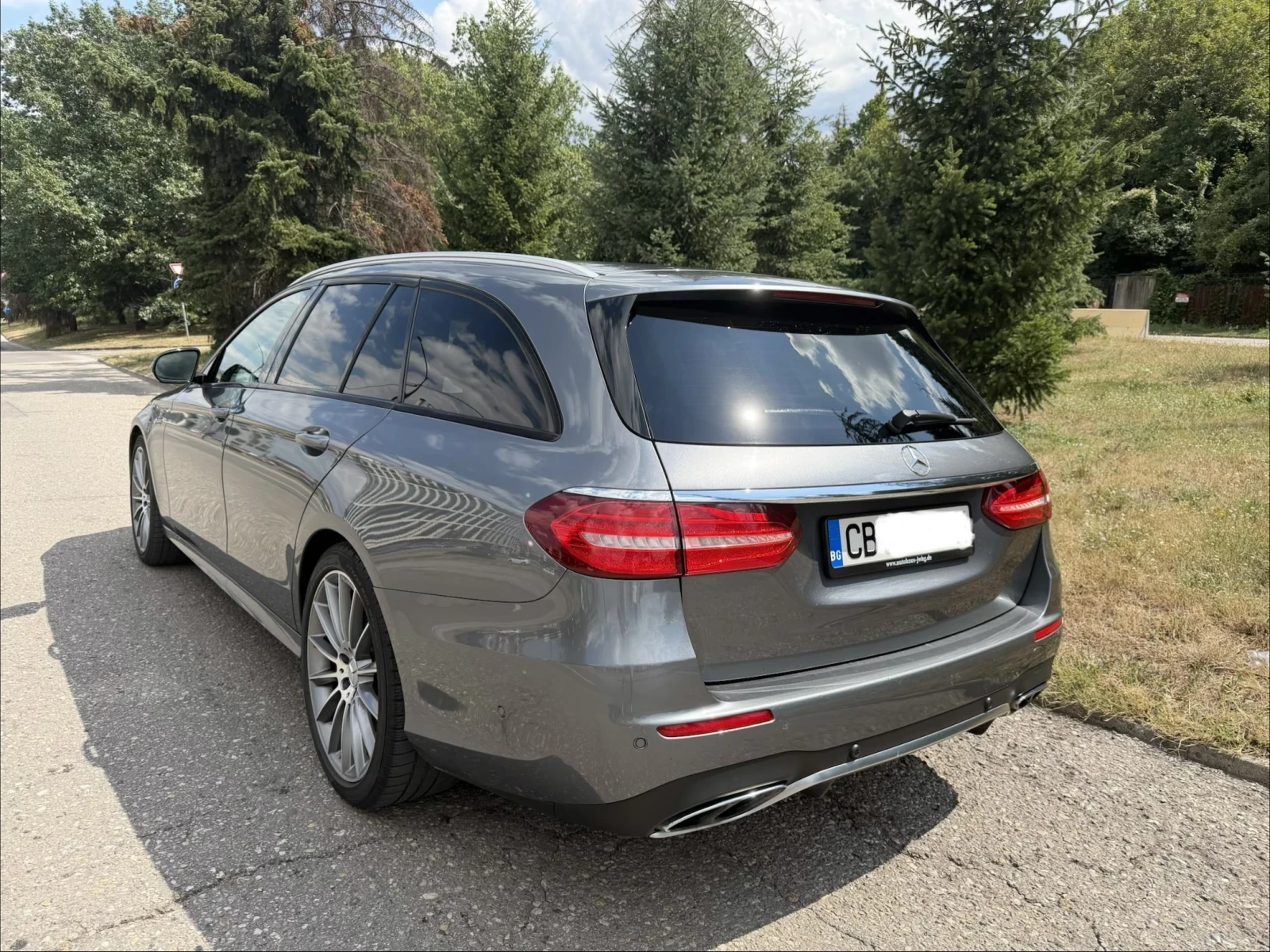 Mercedes-Benz E 43 AMG, снимка 3 - Автомобили и джипове - 55665315