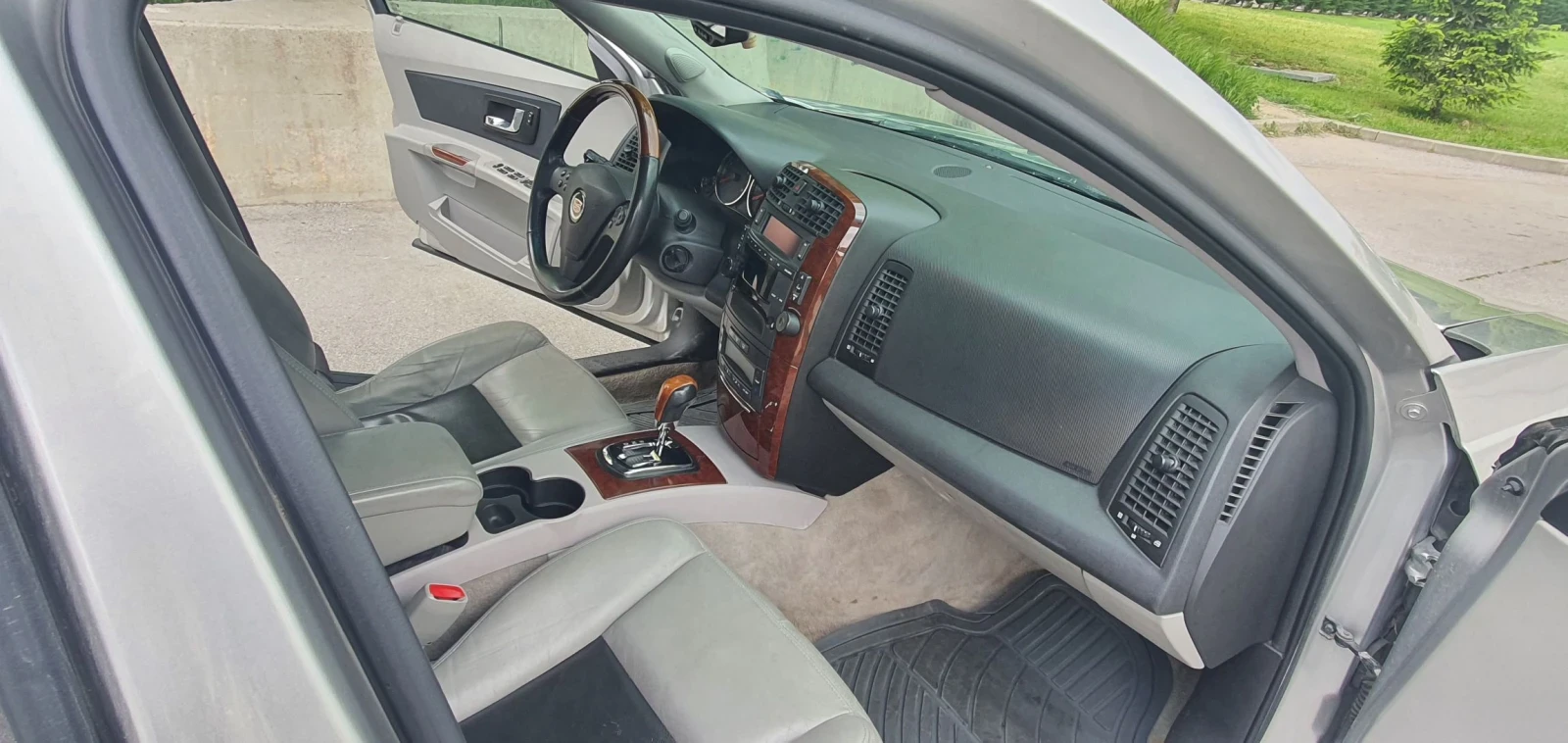 Cadillac Cts, снимка 5 - Автомобили и джипове - 56707014