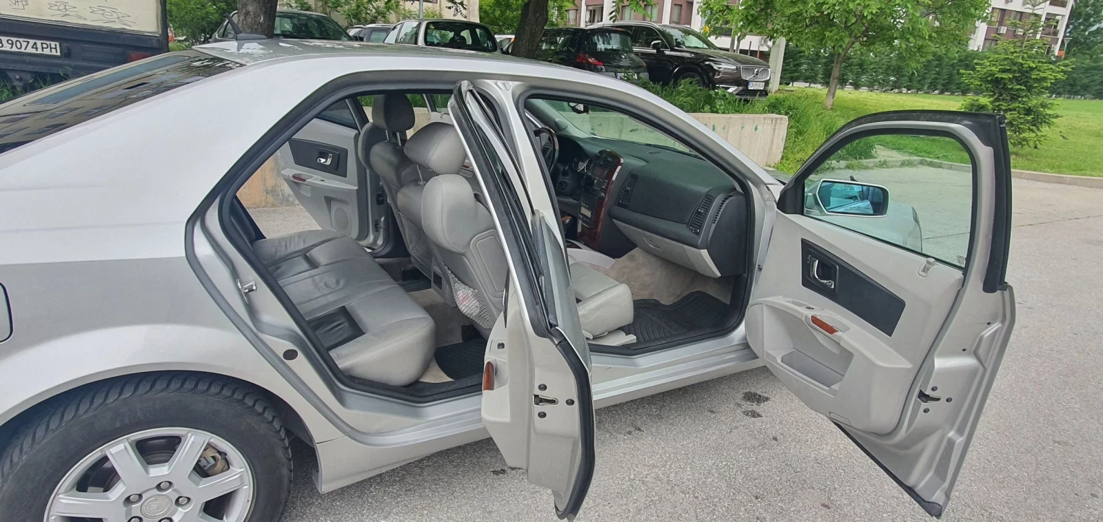 Cadillac Cts, снимка 4 - Автомобили и джипове - 56707014