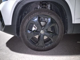 VW Taos COMFORTLINE BLACK EDITION 4cyl | Mobile.bg � ����� ������ 6