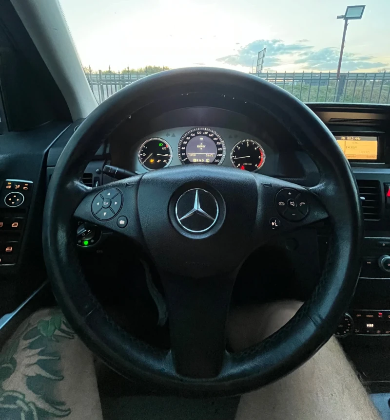 Mercedes-Benz GLK 220CDI* 4-MATIC* KEYLESS* ТОП СЪСТОЯНИЕ, снимка 11 - Автомобили и джипове - 47306913