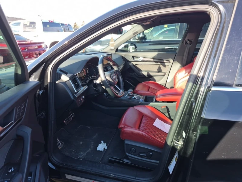 Audi SQ5 TECHNIK  CARFAX, снимка 5 - Автомобили и джипове - 52662606