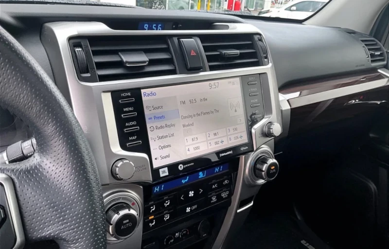 Toyota 4runner LIMITED * * CARFAX * * АВТО КРЕДИТ * * , снимка 7 - Автомобили и джипове - 52787434