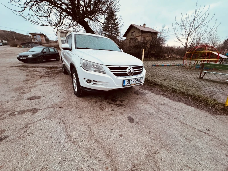 VW Tiguan 2.0 4motion 170 ks, снимка 7 - Автомобили и джипове - 53274754