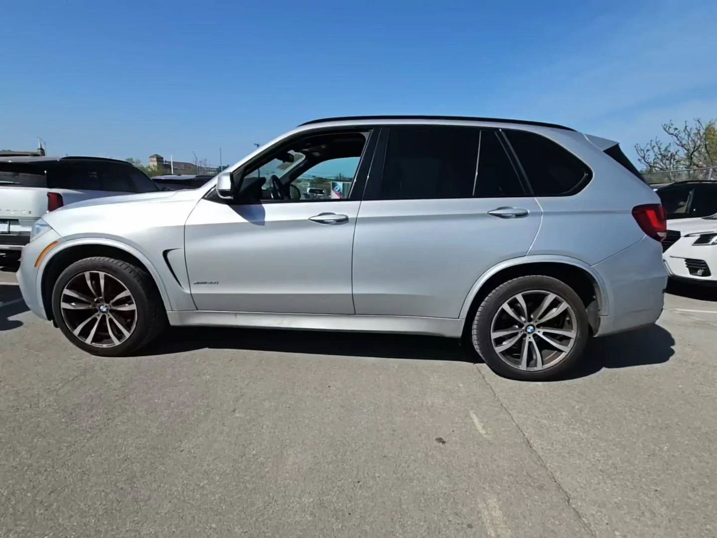 BMW X5 XDRIVE* M PACK* HARMAN* PANO* HEAD-UP* CAMERA*  - изображение 4