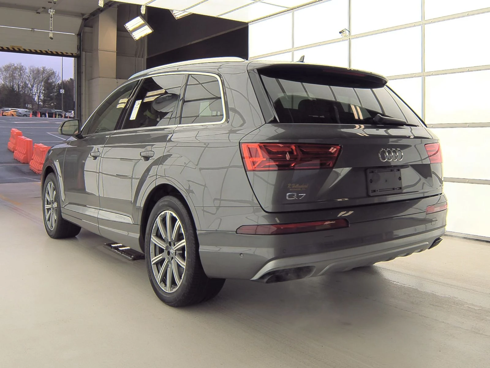 Audi Q7 3.0T Premium Plus/ДИГИТАЛНО ТАБЛО/ОБДУХВАНЕ/ПАНО - изображение 4