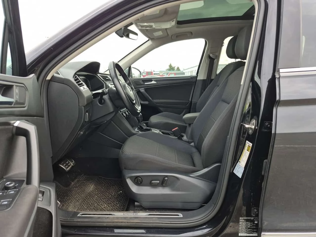 VW Tiguan * UNITED * CARFAX * БЕЗ ПЪРВОНАЧАЛНА ВНОСКА - изображение 5