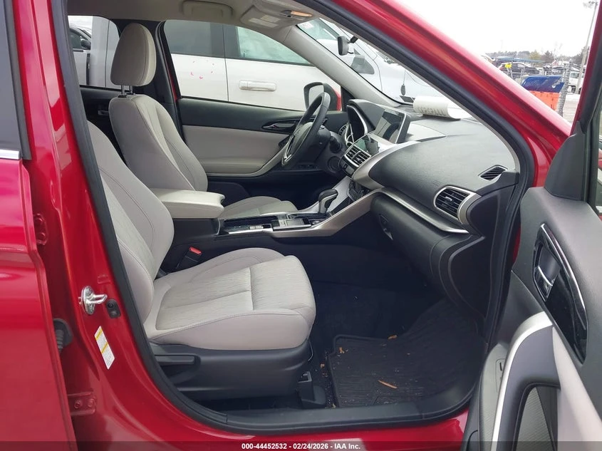 Mitsubishi Eclipse Cross 1.5l Se - изображение 5