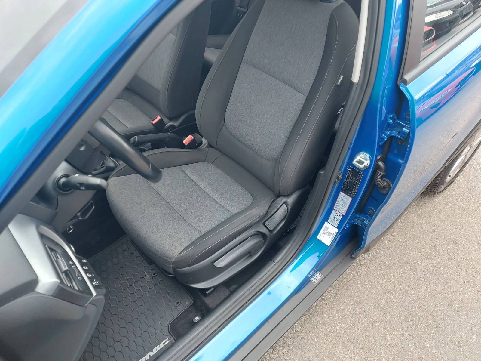 Kia Stonic 1.2 MPI ECO* 85 к.с.* ФАБРИЧНА LPG* EURO 6 D, снимка 8 - Автомобили и джипове - 54883457