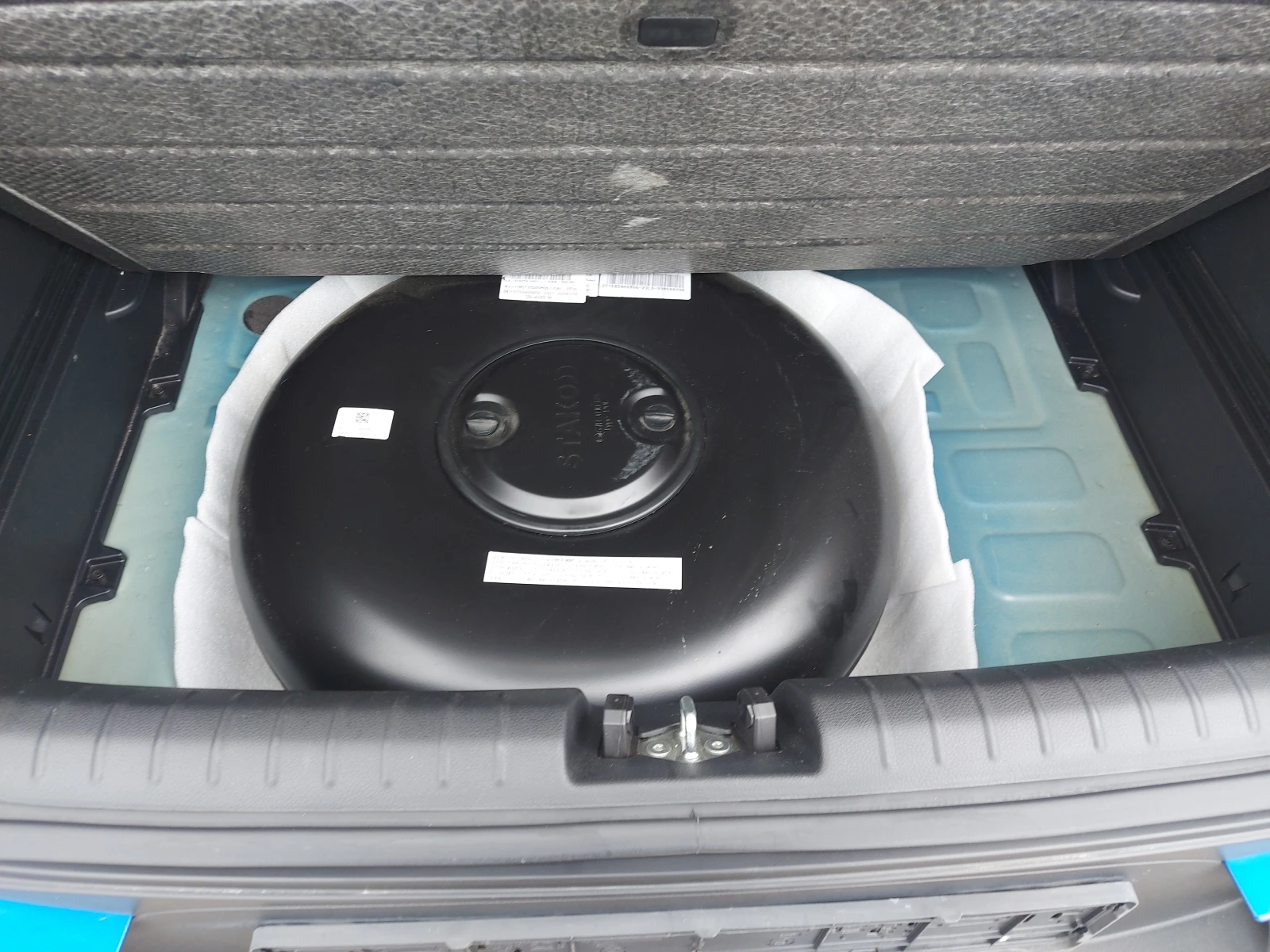 Kia Stonic 1.2 MPI ECO* 85 к.с.* ФАБРИЧНА LPG* EURO 6 D, снимка 15 - Автомобили и джипове - 54883457