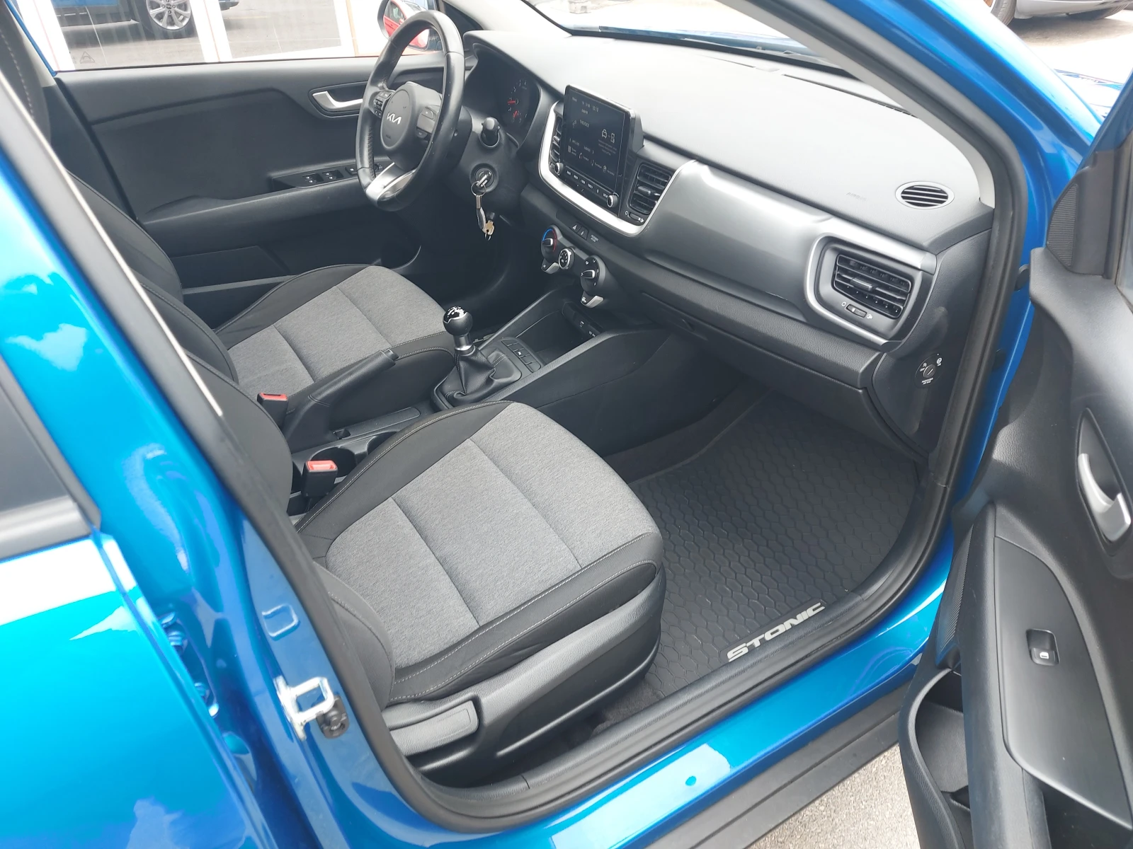 Kia Stonic 1.2 MPI ECO* 85 к.с.* ФАБРИЧНА LPG* EURO 6 D, снимка 10 - Автомобили и джипове - 54883457