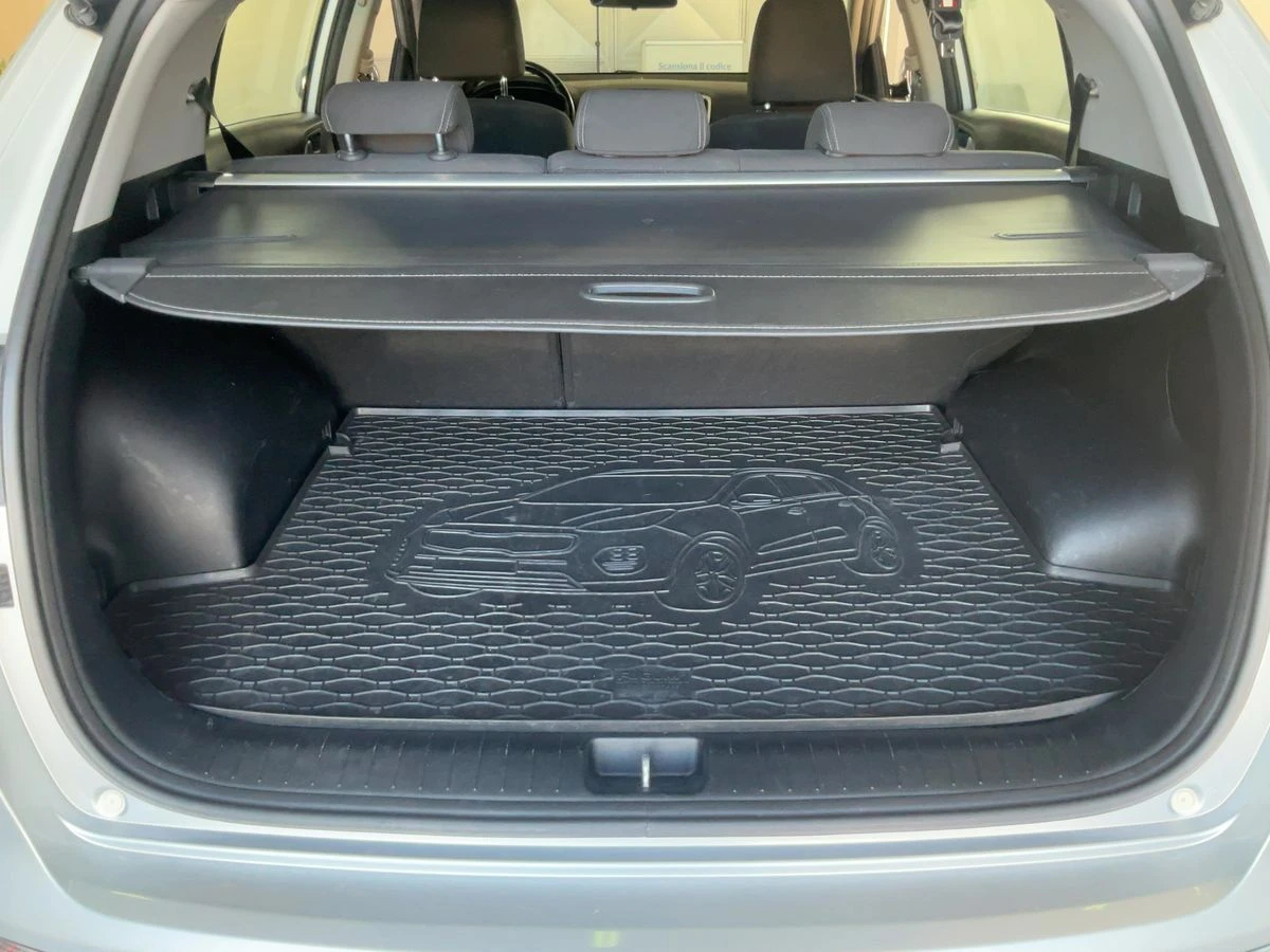 Kia Sportage 1.6 LPG, снимка 16 - Автомобили и джипове - 54978176