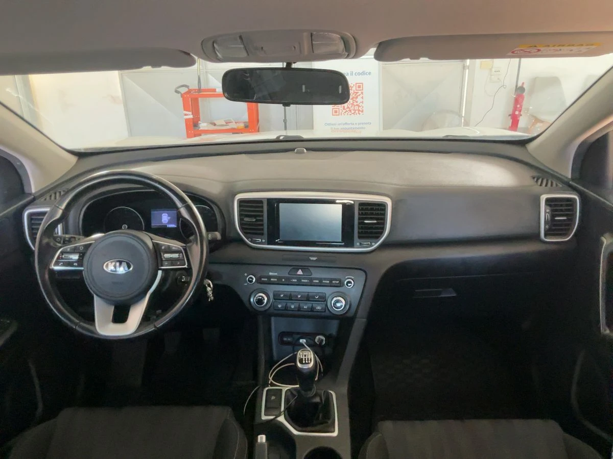 Kia Sportage 1.6 LPG, снимка 11 - Автомобили и джипове - 54978176