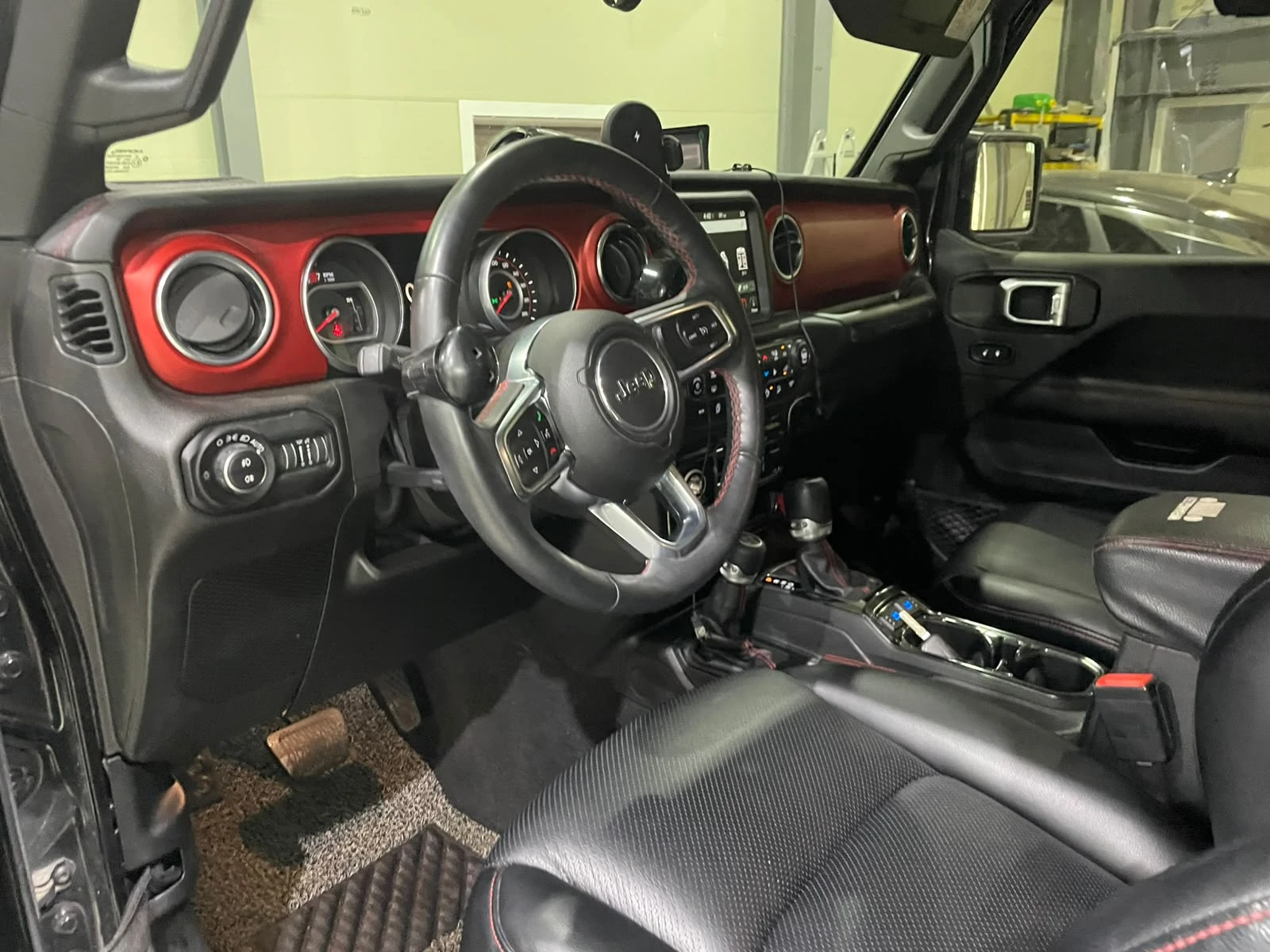 Jeep Wrangler 2.0 Rubicon ! 4-door !, снимка 7 - Автомобили и джипове - 55292097