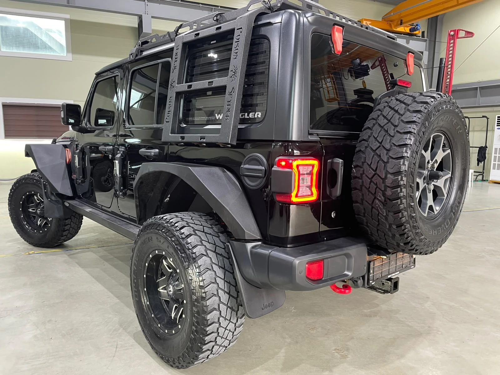 Jeep Wrangler 2.0 Rubicon ! 4-door !, снимка 5 - Автомобили и джипове - 55292097