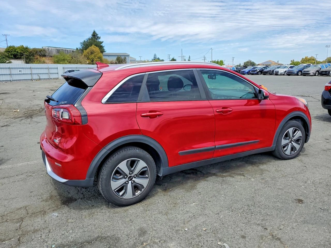 Kia Niro, снимка 3 - Автомобили и джипове - 55752399