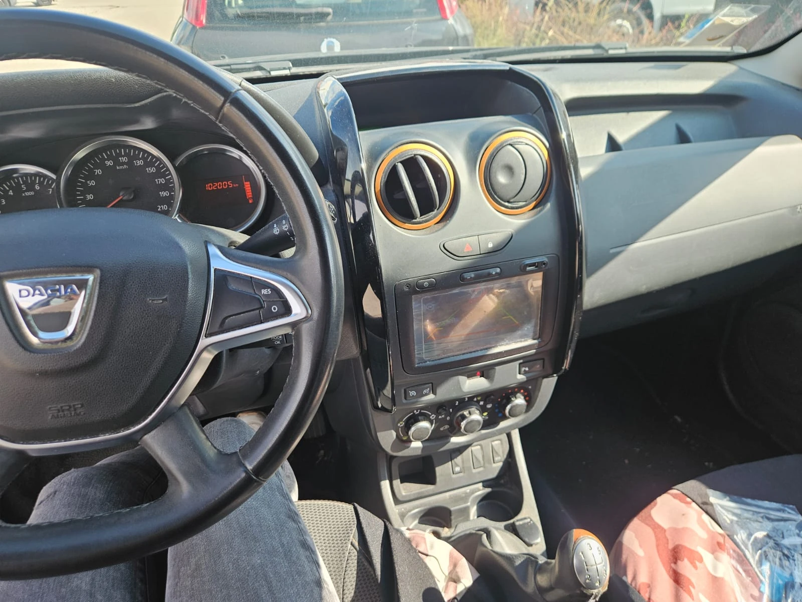 Dacia Duster Navi, Кamera, снимка 4 - Автомобили и джипове - 55943684