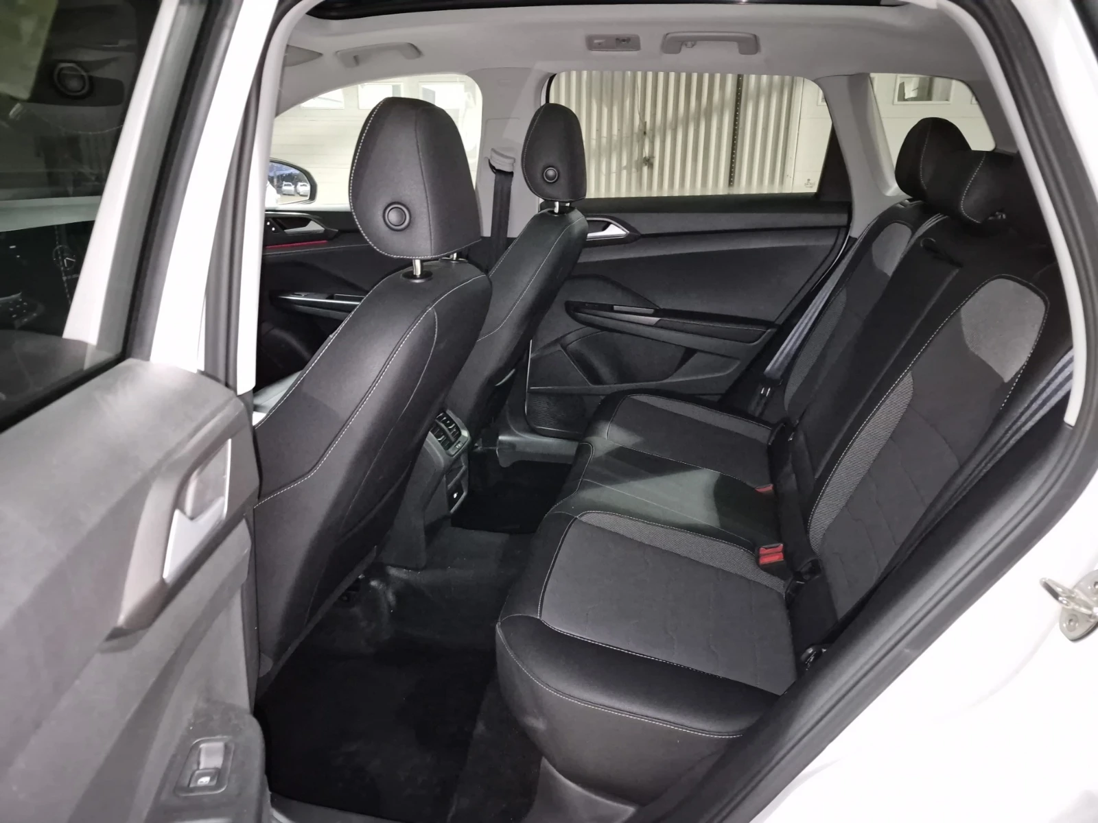 VW Taos COMFORTLINE BLACK EDITION 4cyl | Mobile.bg � ����������� 10