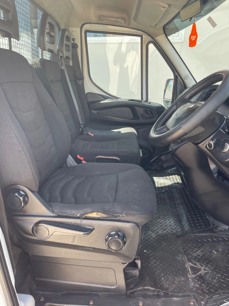 Iveco Daily 2.3, снимка 8 - Бусове и автобуси - 47690809