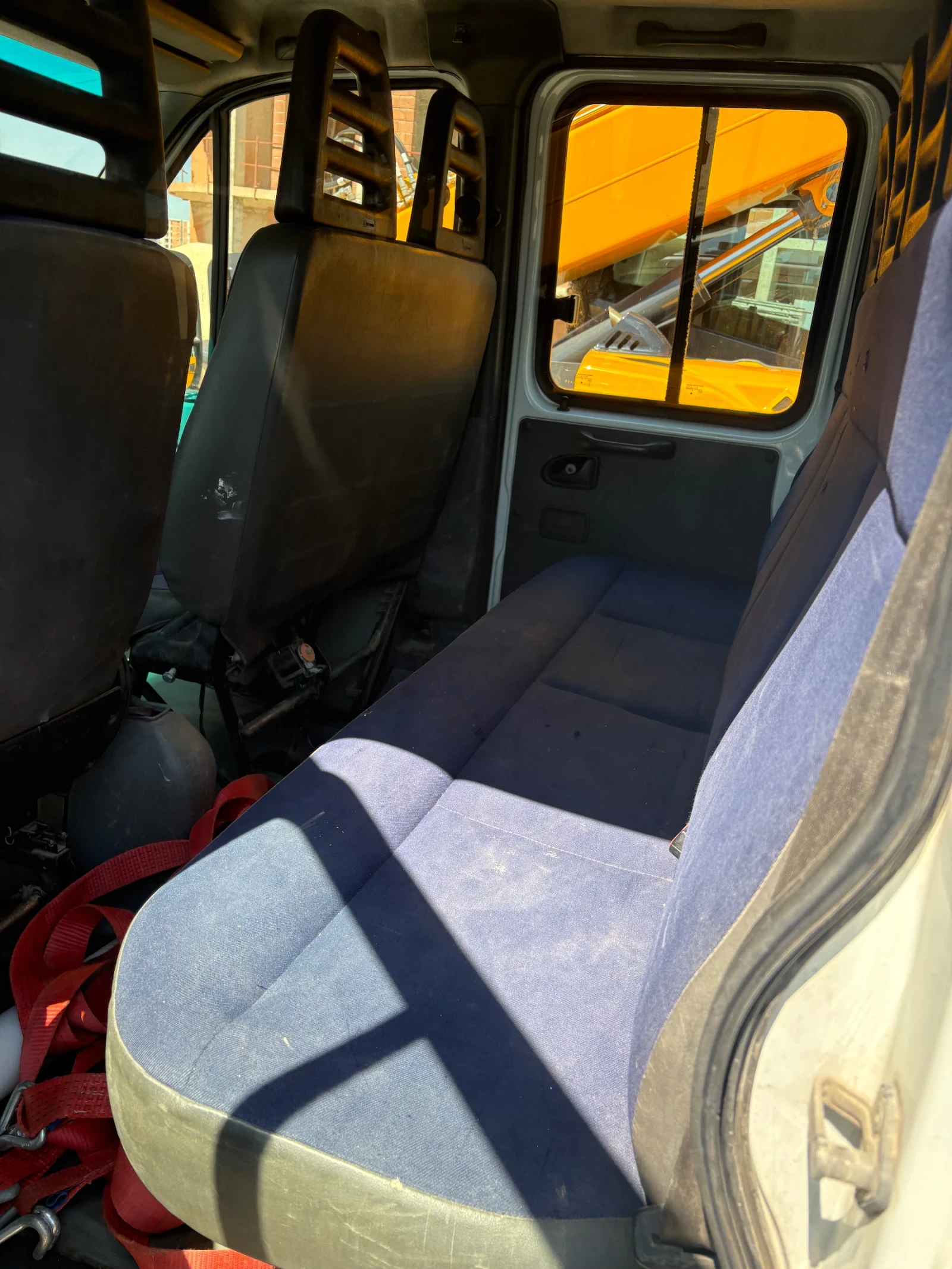 Iveco Daily 35C10D, снимка 9 - Бусове и автобуси - 54310376