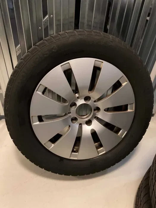 Гуми с джанти Други 205/60R16, снимка 3 - Гуми и джанти - 49064627