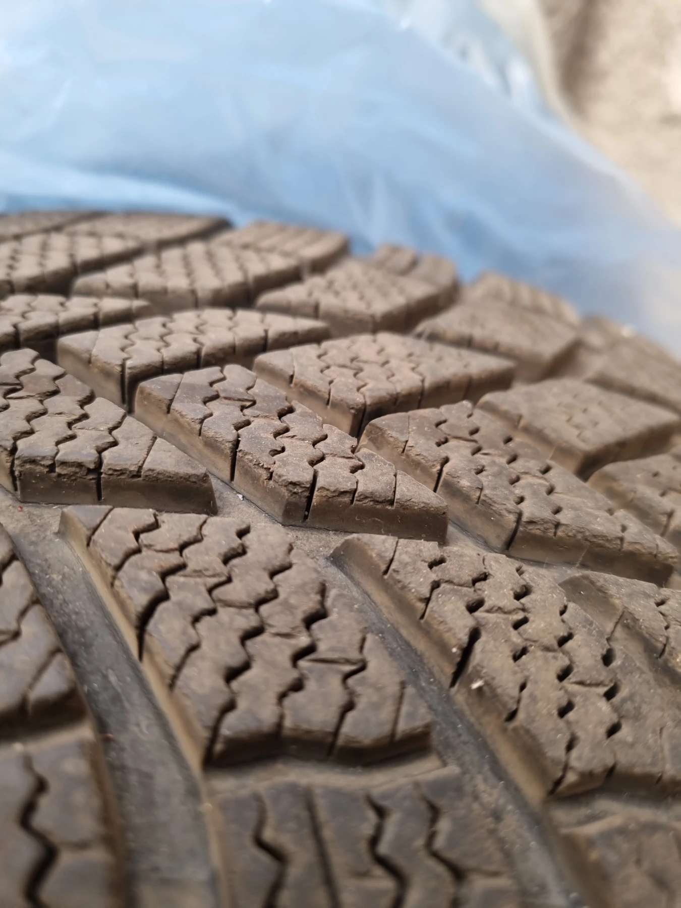  275/40R20 | Mobile.bg   2