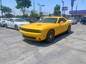 Dodge Challenger, снимка 2
