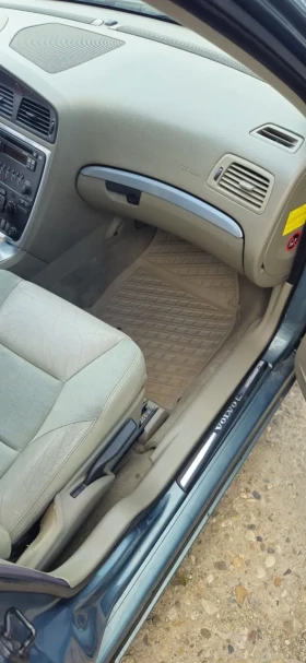 Volvo V70, снимка 11