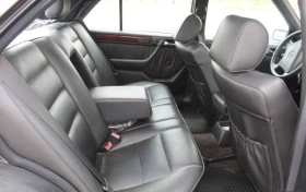 Mercedes-Benz E 200, снимка 15