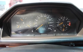 Mercedes-Benz E 200, снимка 11