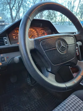 Mercedes-Benz 124 Е200 - 7500 € / 14668.73 лв. - 53305934 9