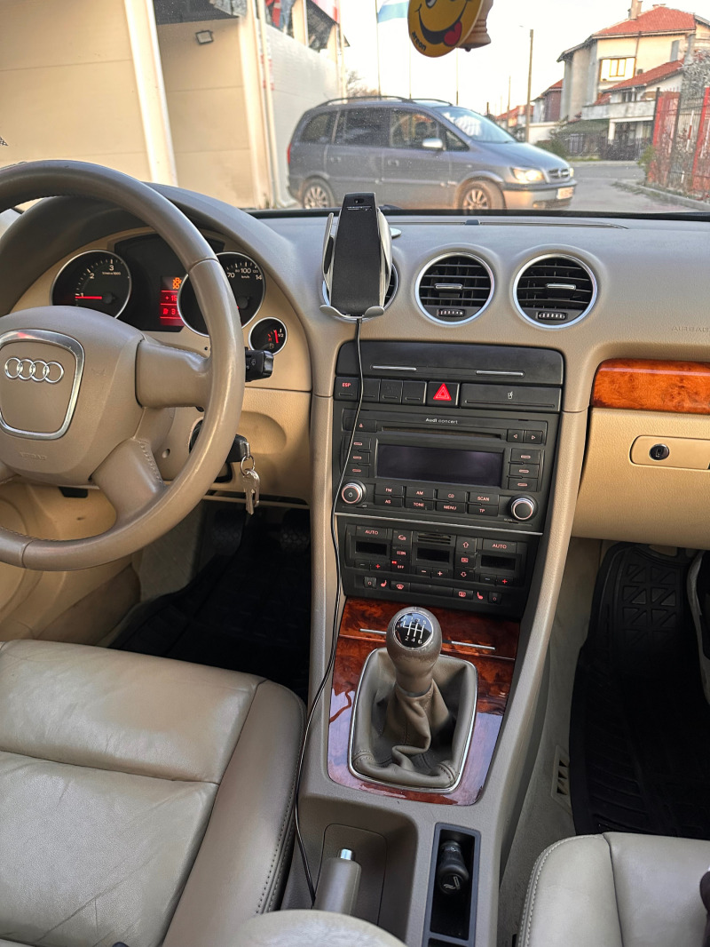 Audi A4, снимка 3 - Автомобили и джипове - 45020999