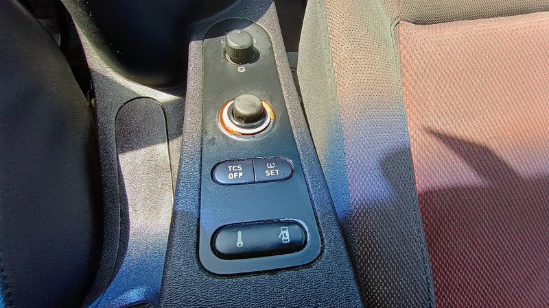 Seat Leon 2.0 TDI 16v, снимка 16 - Автомобили и джипове - 45574688