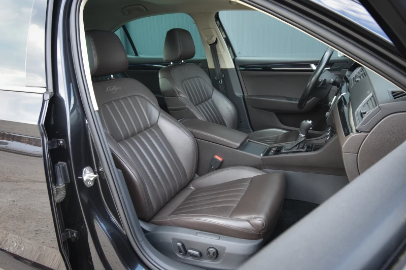 Skoda Superb III 2.0 TDI L&K, снимка 8 - Автомобили и джипове - 50070350