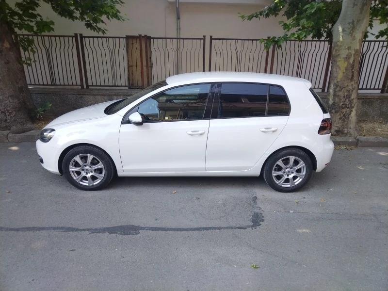 VW Golf VI, снимка 5 - Автомобили и джипове - 52284051