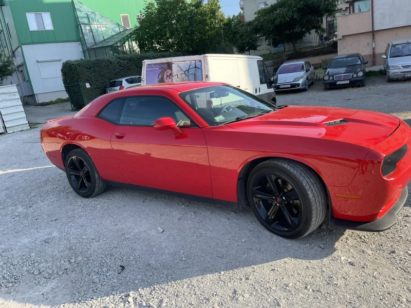 Dodge Challenger 3.6 SXT, снимка 6 - Автомобили и джипове - 51885417