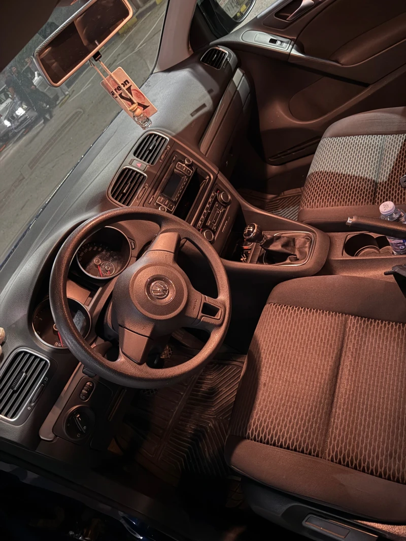 VW Golf, снимка 10 - Автомобили и джипове - 52908821