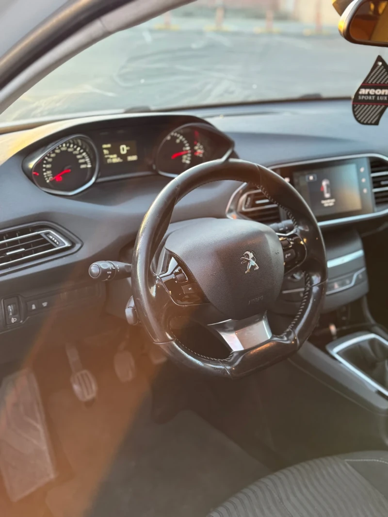 Peugeot 308 SW, снимка 5 - Автомобили и джипове - 52928038