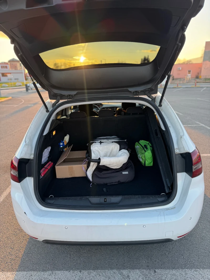 Peugeot 308 SW, снимка 7 - Автомобили и джипове - 52928038