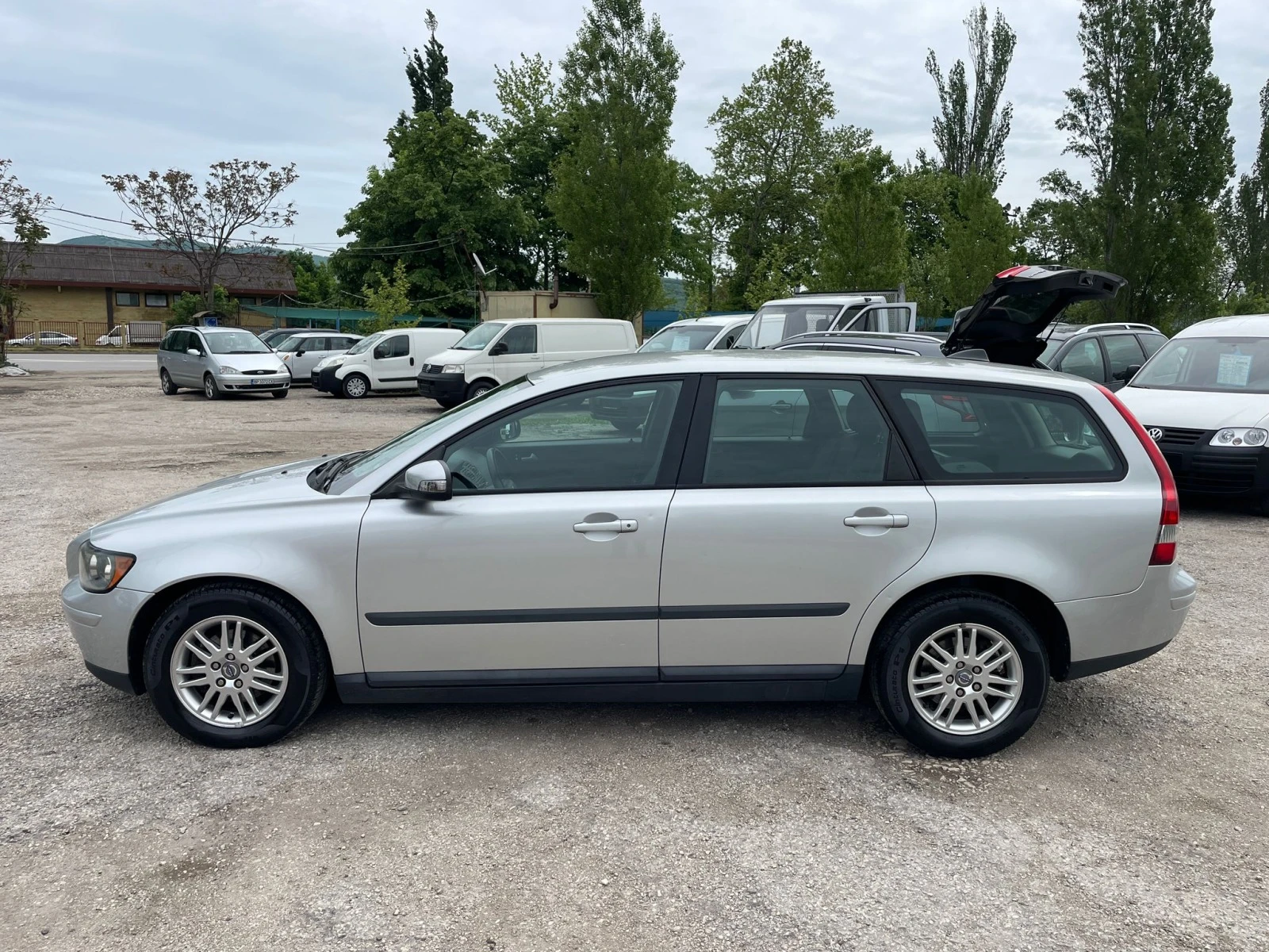 Volvo V50 1.6 HDI - изображение 4