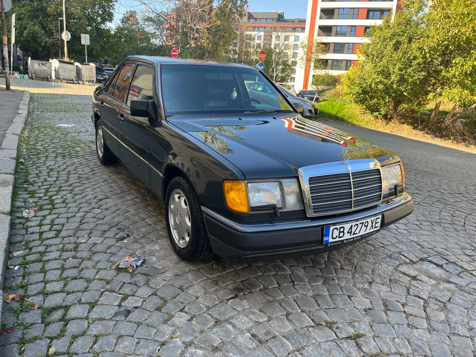 Mercedes-Benz 124 400/420 E - изображение 8