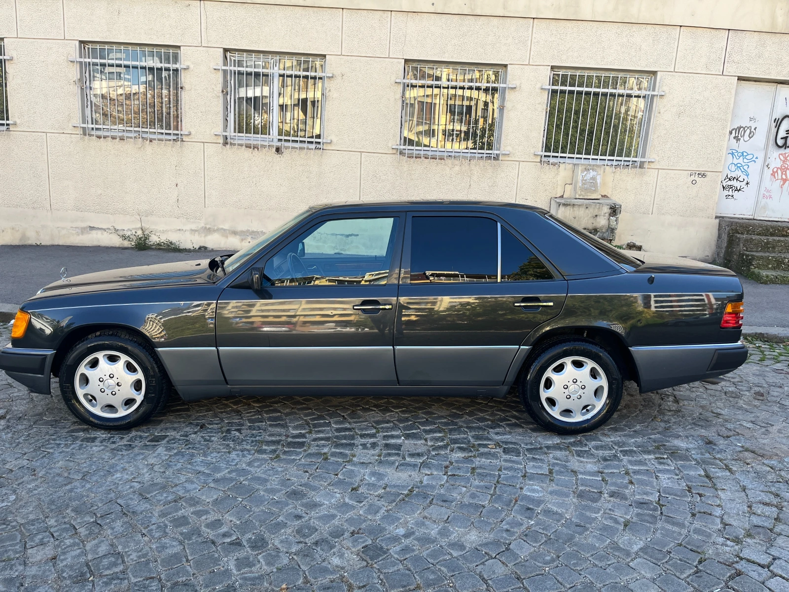 Mercedes-Benz 124 400/420 E - изображение 3