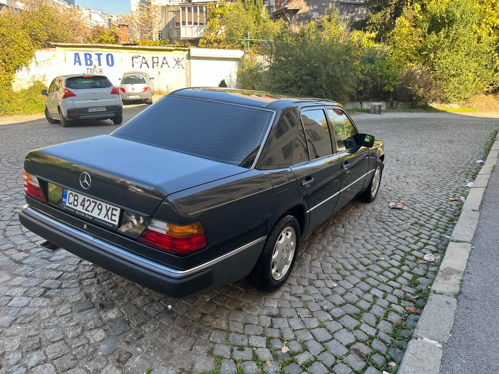 Mercedes-Benz 124 400/420 E - изображение 6