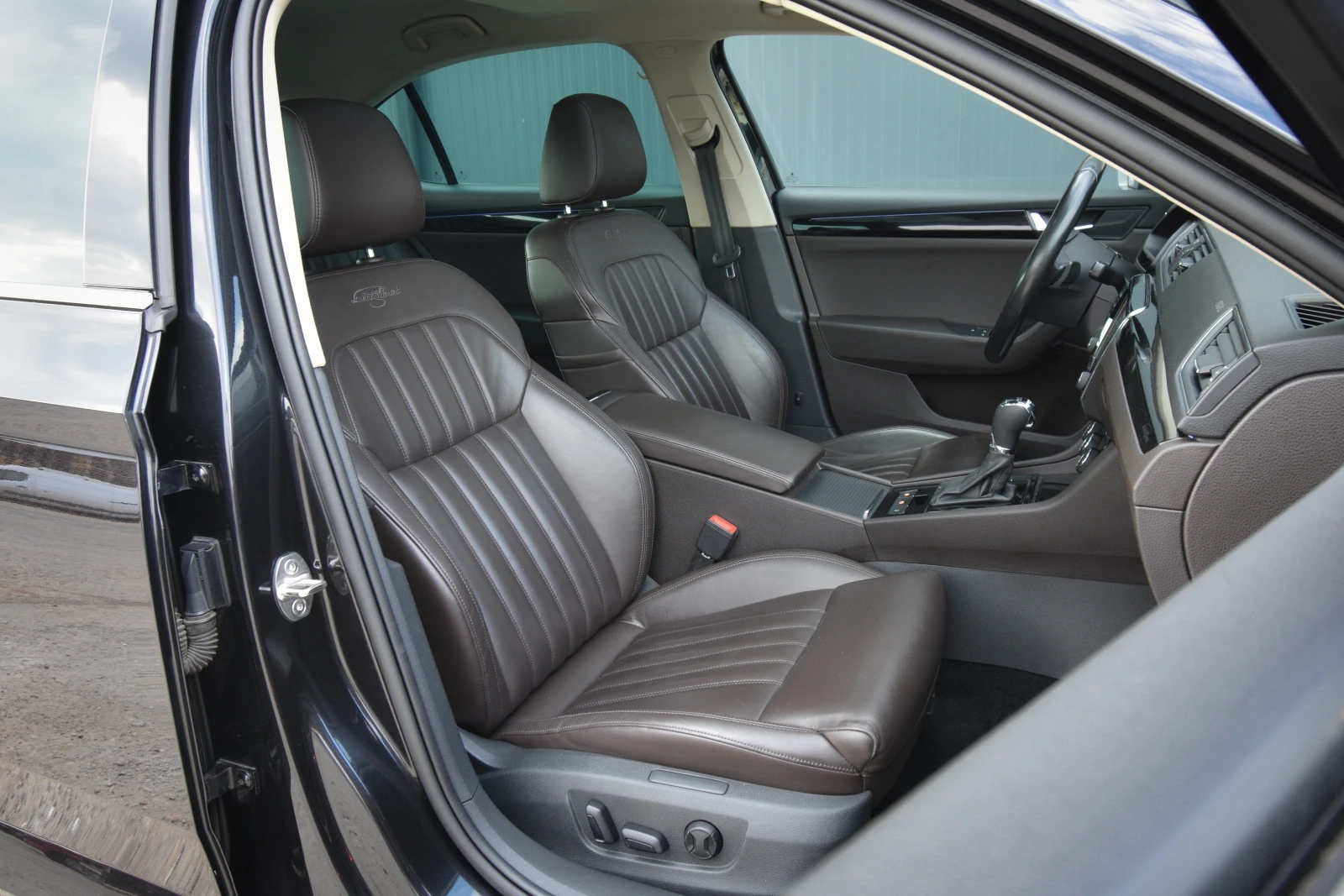 Skoda Superb III 2.0 TDI L&K - изображение 8