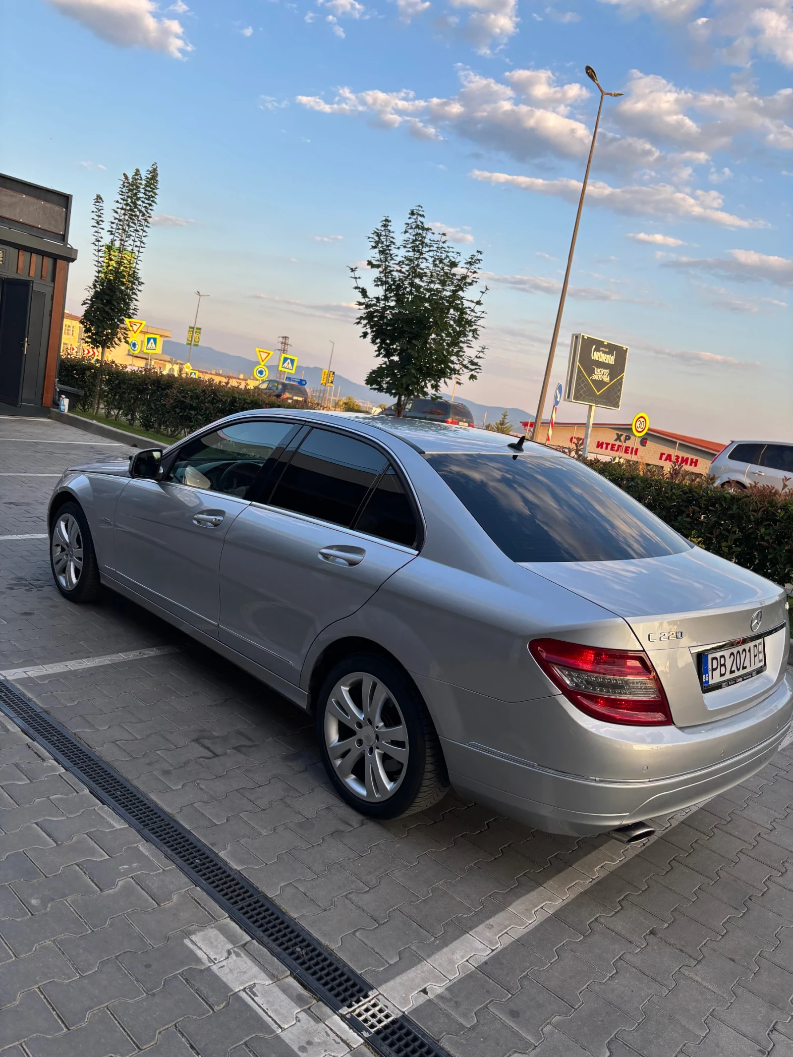 Mercedes-Benz C 220 C220 Avantgarde OME 646 - изображение 4