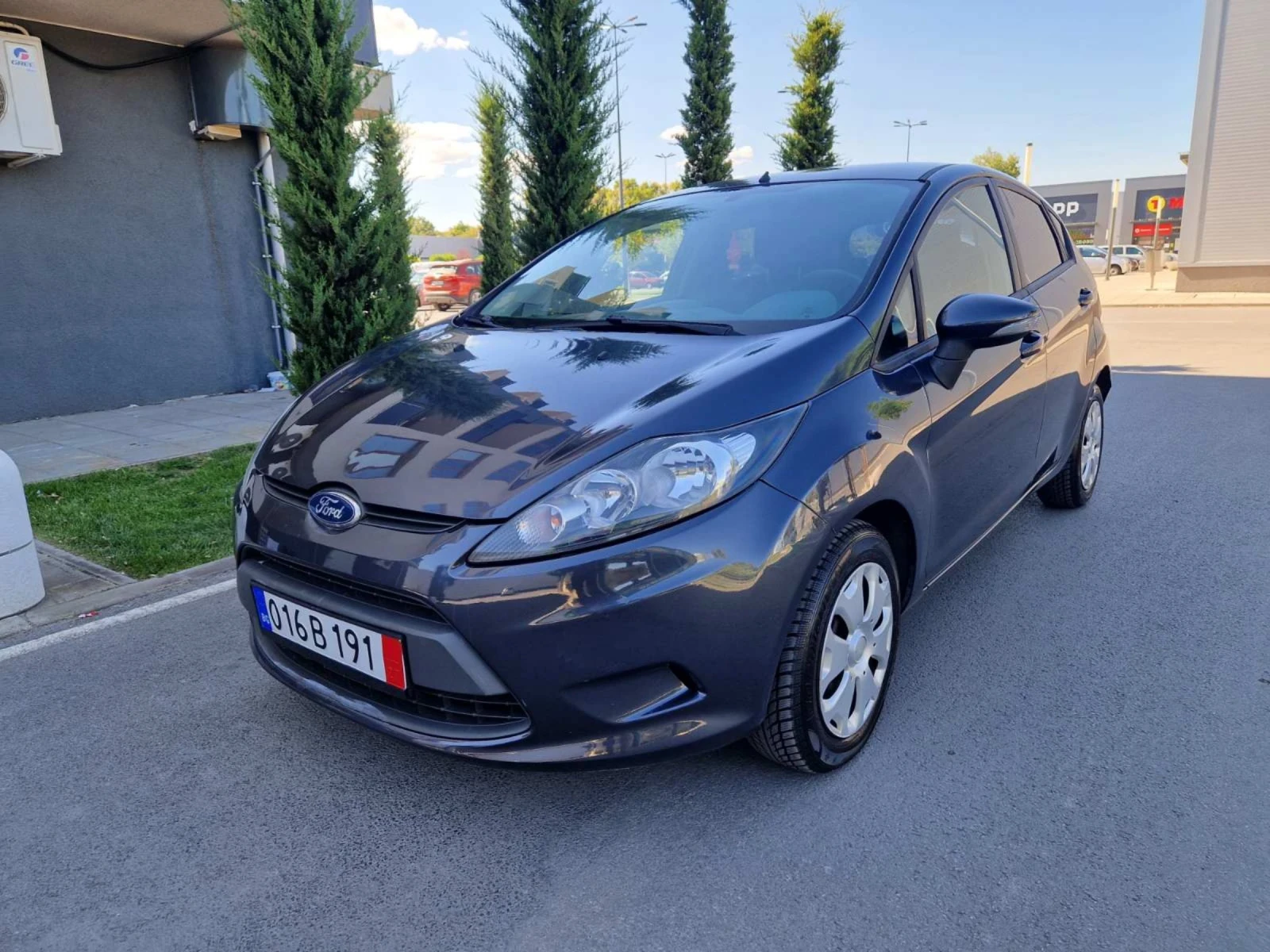 Ford Fiesta 1.6 / 90 к.с. - изображение 2