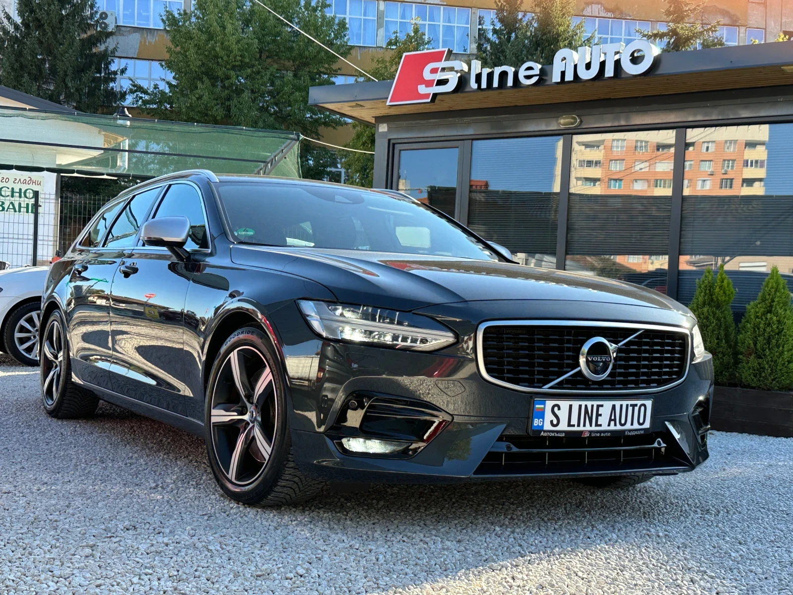 Volvo V90 B5 AWD R DESIGN* Head-up* 360-Камера*  - изображение 4